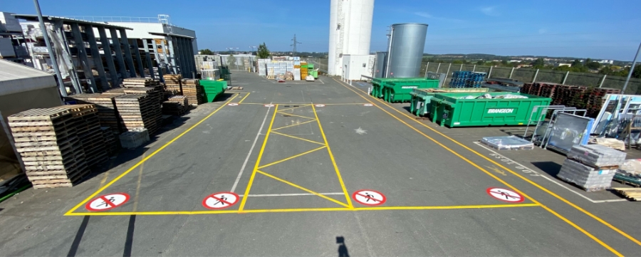 Sapeint Peintre Industriel France Rennes Marquage Routier Et Signalisation Au Sol 4