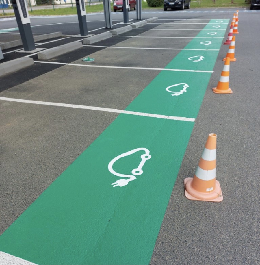 Sapeint Peintre Industriel France Rennes Marquage Routier Et Signalisation Au Sol 7